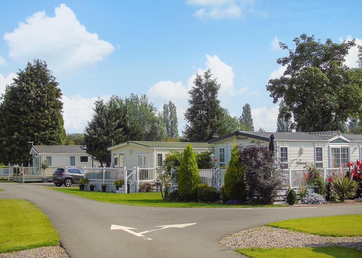 Fir Trees Caravan Park Chester Buitenkant foto